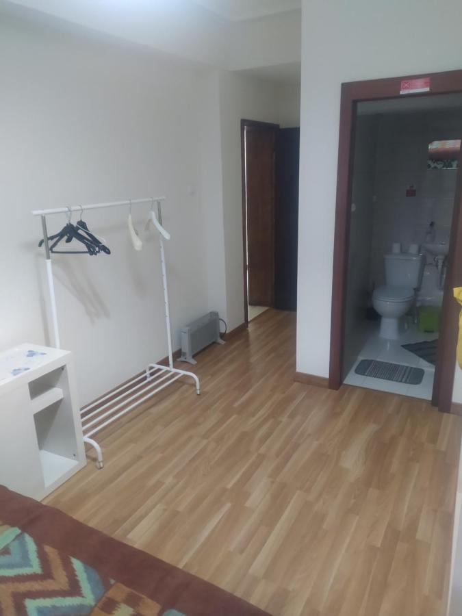 Ferienwohnung Quarto 2 Com Banheiro Privado Porto Exterior foto